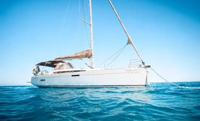 Velero Jeanneau Sun Odyssey 389